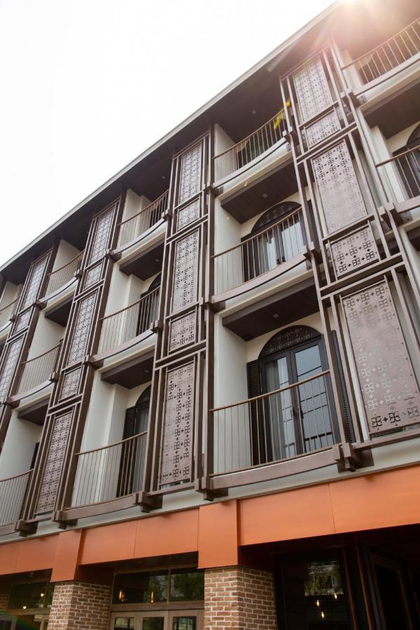 Sanae' Oldtown Hotel Chiang Mai Exteriör bild